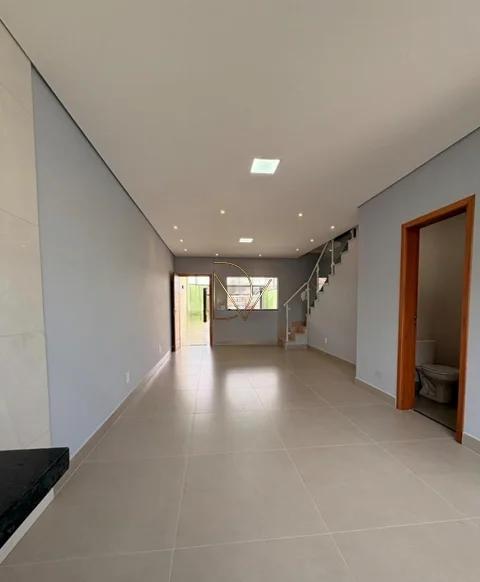 Casa nova à venda no Parque Jambeiro, Campinas | 3 suítes, arquitetura moderna e 3 vagas i Quintal Gramado